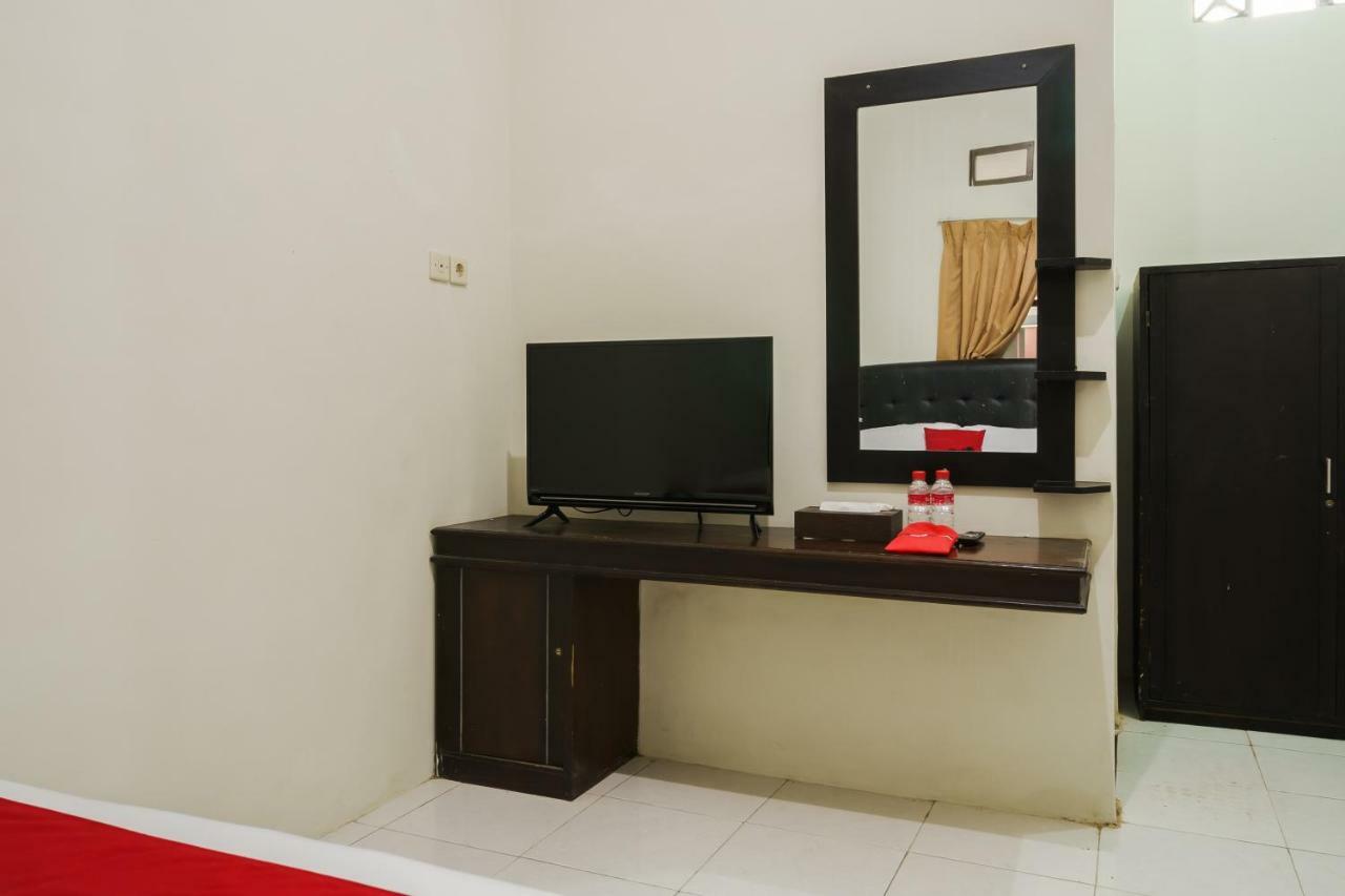 Reddoorz Syariah Near Fort Marlborough Bengkulu Exterior foto