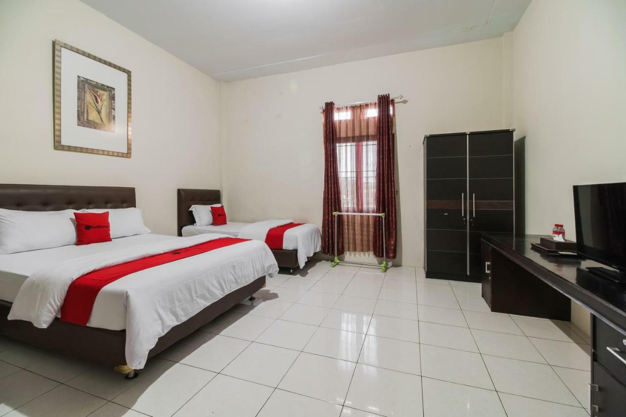 Reddoorz Syariah Near Fort Marlborough Bengkulu Exterior foto