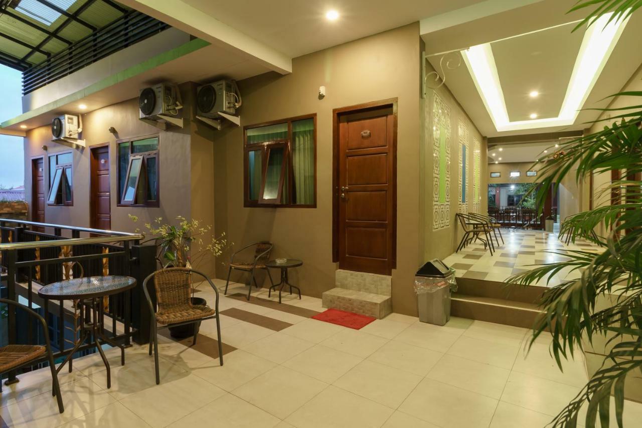 Reddoorz Syariah Near Fort Marlborough Bengkulu Exterior foto
